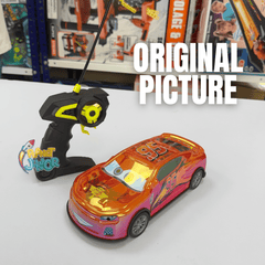 Metal Body Remote Control Lightning Racer Car with Smooth Drive